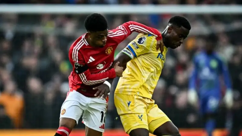 Mateta’s brace pile more misery on Man United