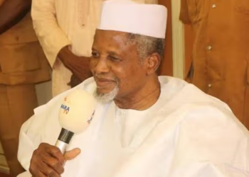 Nigerian Leaders Arrive in Saudi Arabia for Aminu Dantata’s Burial