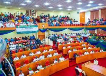 Woman robbed of ₦8.5m and abandoned at Lagos Assembly while heading to work