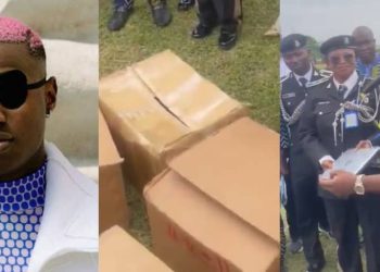 Popular Nigerian singer  donates 50 laptops to old school, grants scholarship to student