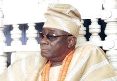 Oba of Lagos urges FG to boost welfare, logistics for security agencies