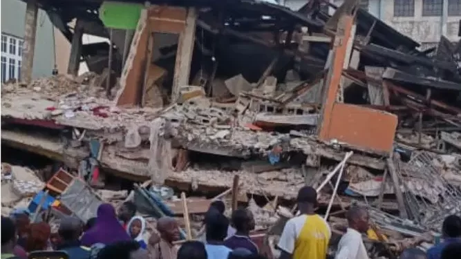 15 Rescued as Two-Storey Building Collapses in Lagos