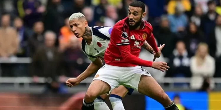 De Light rescues draw for Man in Tottenham thriller 