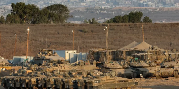 Israel Orders Evacuation in Two Lebanese Villages Ahead of Strike