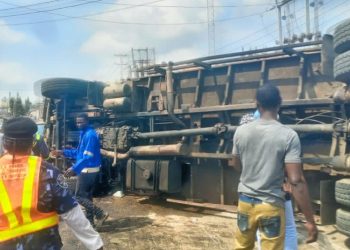Truck kills tricycle driver in Lagos accident