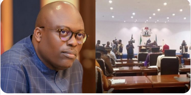 Drama as Rivers lawmakers rejects ₦100k Christmas gift sent by Governor Fubara