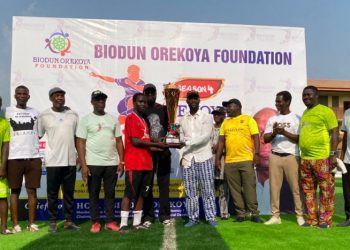 Lagos lawmaker presents N1m cheque to winner of OAT football competition