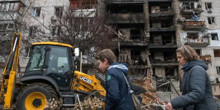 US and Ukraine Make Progress in Talks to End War, But Challenges Remain