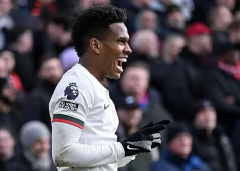 Chelsea cruise to victory at Palace