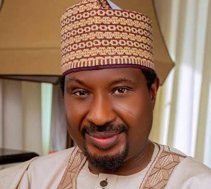 Senator Barau Visits Kano’s Singer Market, Donates N100m To Victims