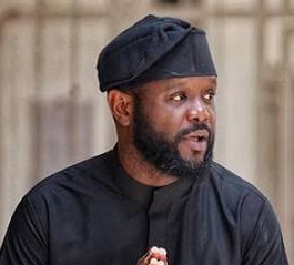 Seyi Tinubu receives episcopal blessing from Catholic Bishop