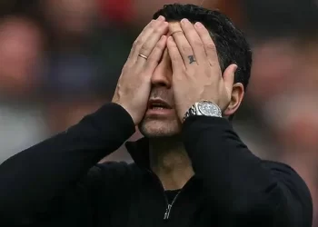 Arsenal stumble at home as Bournemouth secure famous win