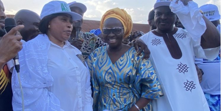 2027: Wife of Fuji star joins race for Oyo Reps seat