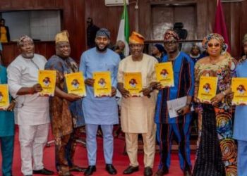 2027: Oyo Assembly endorses Speaker, Ogundoyin, to succeed Makinde