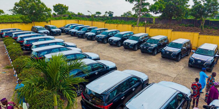 Governor Dapo Abiodun Gifts 40 Brand News Cars to Ogun Traditional Rulers [Photo]