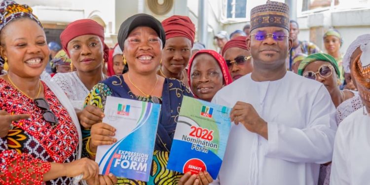 Kogi women purchase, present APC senatorial form to Yahaya Bello