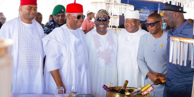 Akpabio pleads with Igbo youth to stop armed struggle against Nigerian Govt