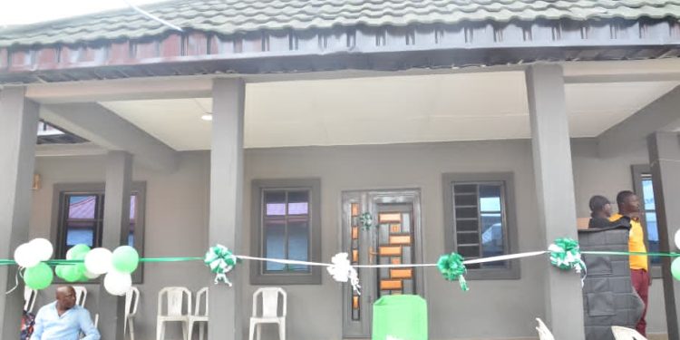 Ajose donates market building to Lagos council