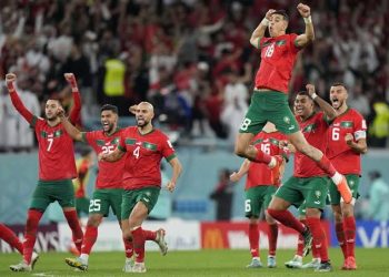 Morocco beat Netherlands in penalty shootout to reach World Cup Round of 16