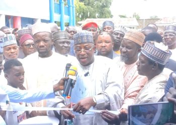 Bauchi 2027: APC Guber Candidate Distributes 600,000 Bags of Fertiliser to Supporters