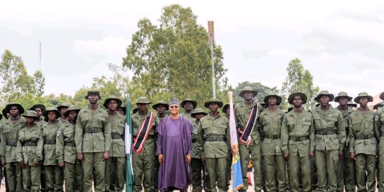 Kaduna Passes Out 1,000 Armed Forest Guards