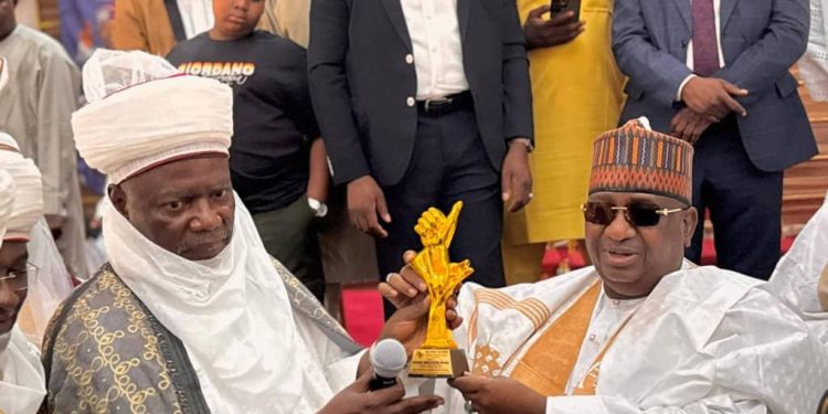 2027: Argungu Emir Endorses Gov Idris for Second Term