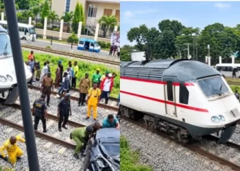 Driver Escapes Death as Train Smashes Into Car Railway Crossing in Lagos